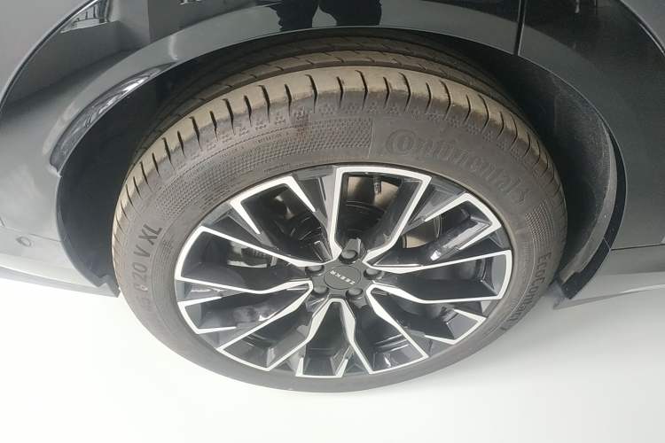 Used Zeekr 7X 2025 75 kWh Rear-Wheel Drive Intelligent Driving Version
