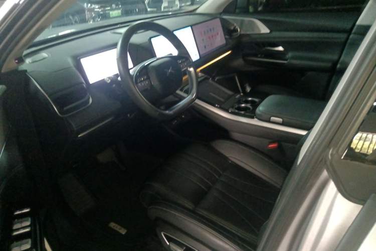 Used XPeng G9 2022 702 Pro Left Front Seat