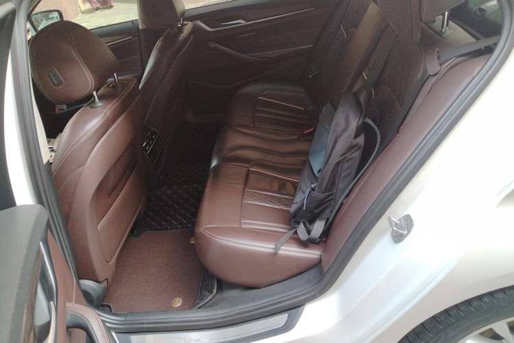 Used BMW 5 Series 2018 530Li Leading Edition Luxury Package
