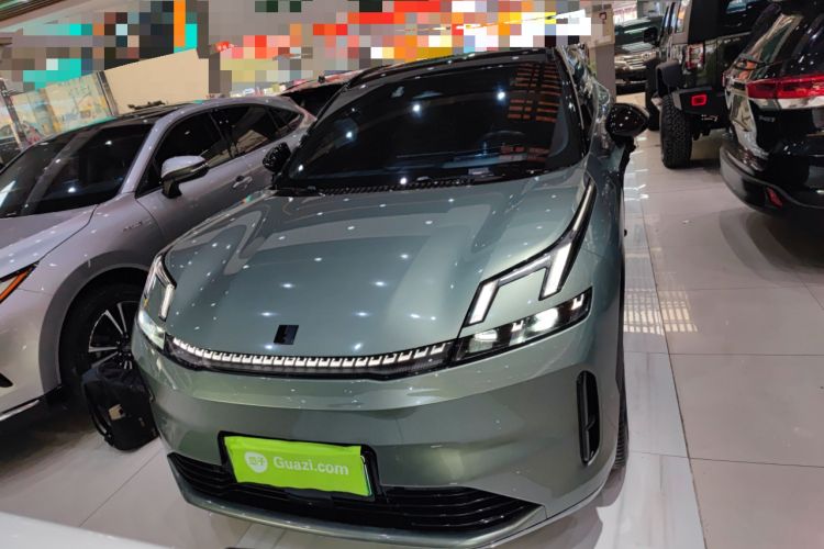 Used Lynk & Co 08 EM-P 2023 220 km Limited-Time Edition
