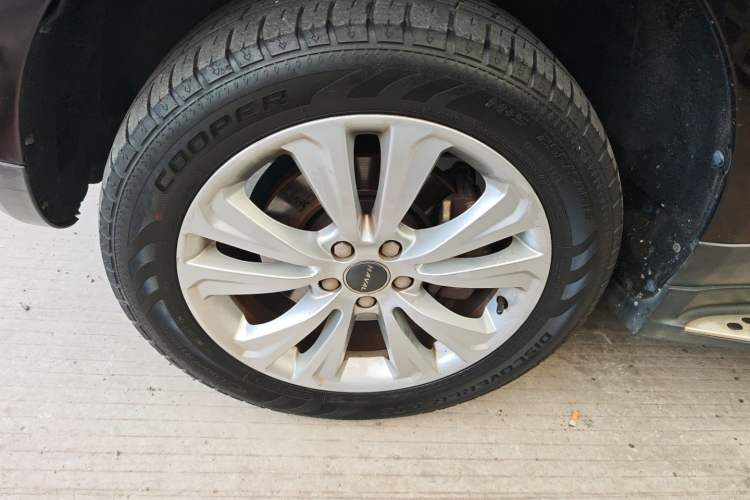 Used Haval H8 2017 2.0T Gasoline Two-Wheel Drive Enjoyment Version