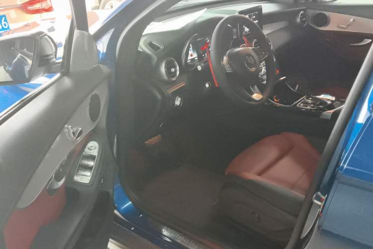 Used Mercedes-Benz GLC Coupe 2018 GLC 200 4MATIC Coupe SUV