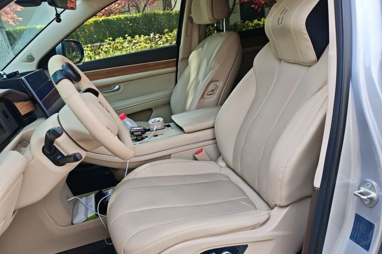 Used Hima AITO M7 2024 1.5T Rear-Drive Plus Version 5 Seats Left Front Seat