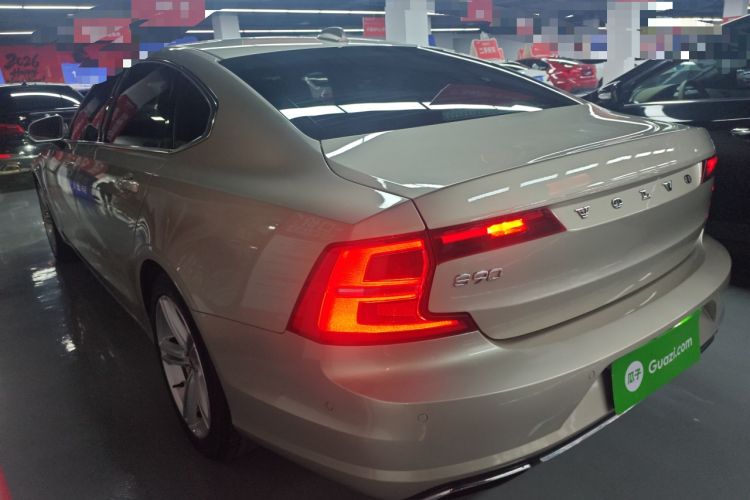 Used Volvo S90 2017 T4 Zhiyuan Edition
