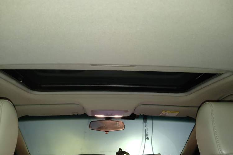 Used Buick GT 2016 15N Automatic Elite Edition Headliner