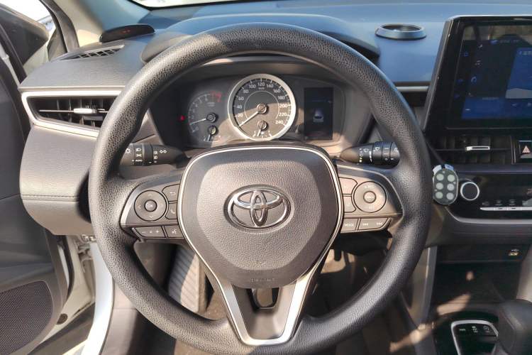 Used Toyota Corolla Cross 2022 2.0L Luxury Edition
