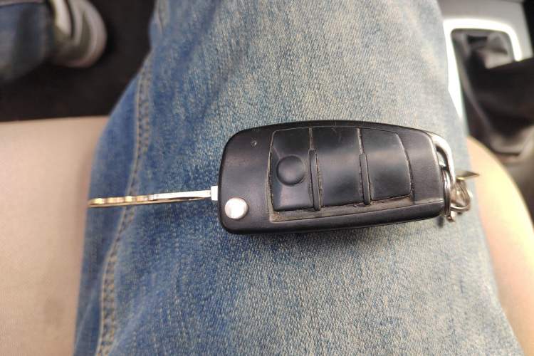 Used Suzuki Liana 2013 Hatchback 1.4L Manual Standard Model A
