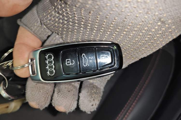 Used Audi A6L 2024 45 TFSI Prestige Dynamic Edition Vehicle Key
