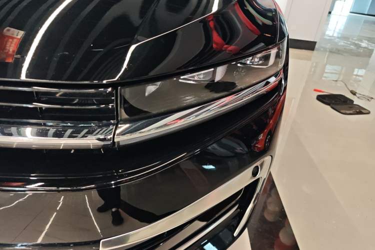 Used Volkswagen Magotan 2024 380TSI DSG Prestige Edition DaMai Package
