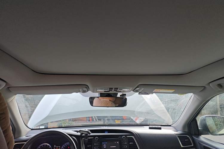 Used Toyota Highlander 2018 2.0T Four-Wheel Drive Knight Edition 7 Seats China VI Standard