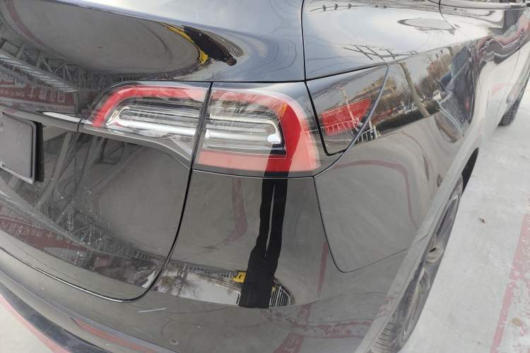 Used Tesla Model Y 2021 Standard Range Rear-Wheel Drive Version
