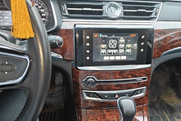 Used Dongfeng Aeolus A9 2016 1.8T Flagship Model