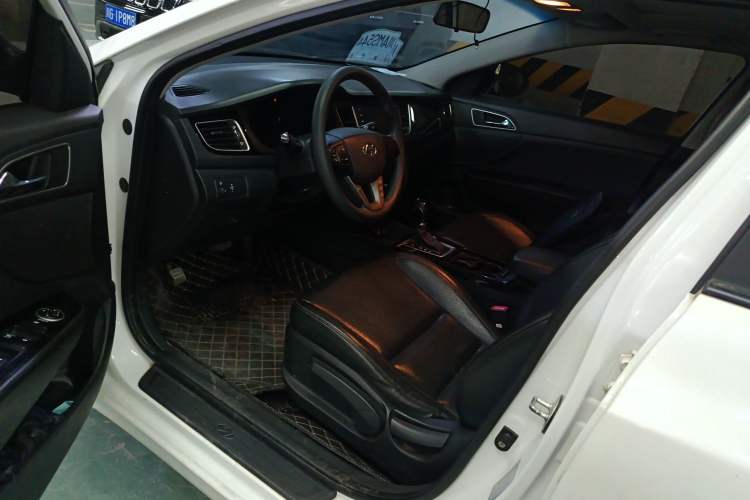 Used Hyundai Mistra 2016 1.8L Automatic Smart GLS