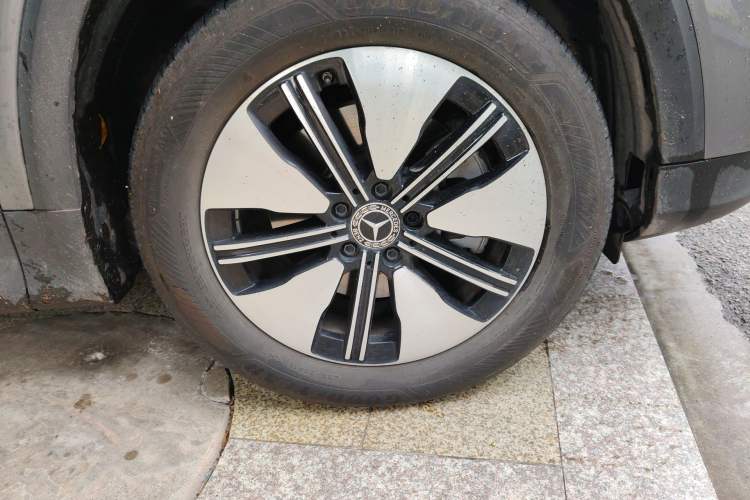 Used Mercedes-Benz EQB 2023 Facelift EQB 260 Right Front Wheel Hub