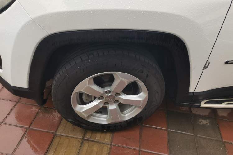 Used Jeep Compass 2017 200T Automatic Family Edition