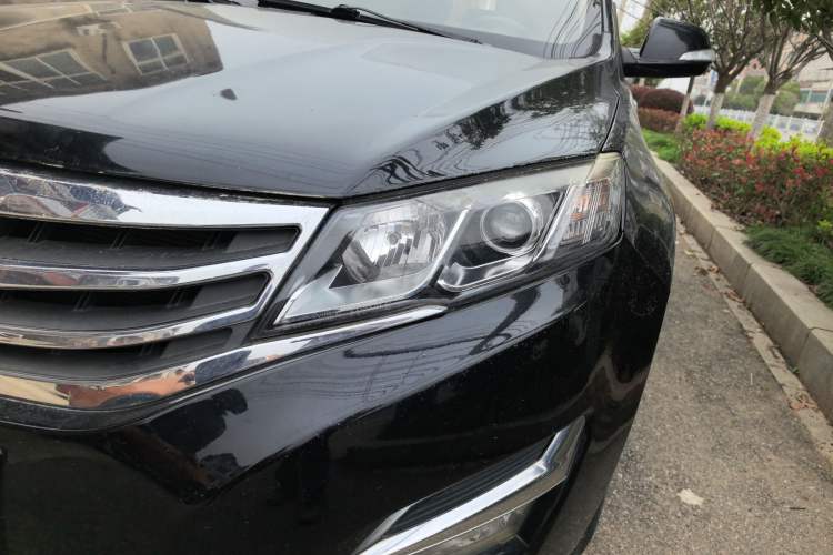 Used Land X5 2016 Plus 1.5T Manual Adventure Edition Left Front Headlight