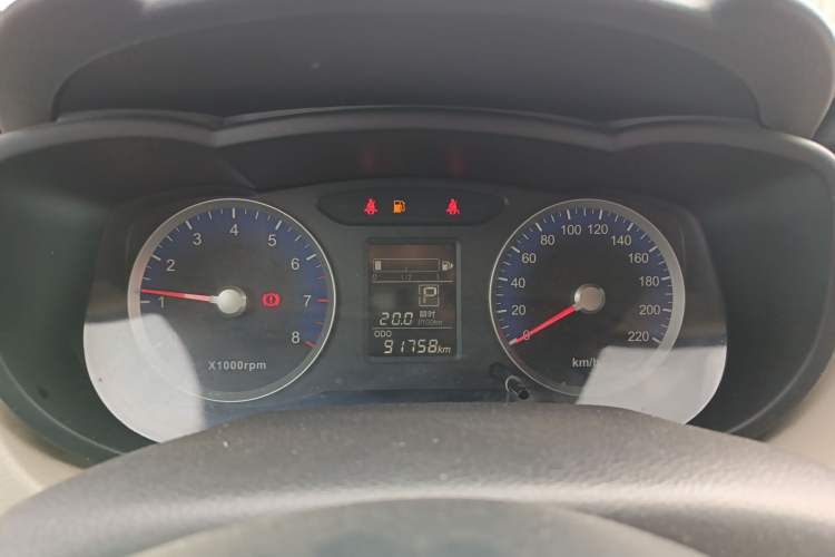 Used Venucia R50 2015 1.6L Automatic Fashion Edition Instrument Cluster