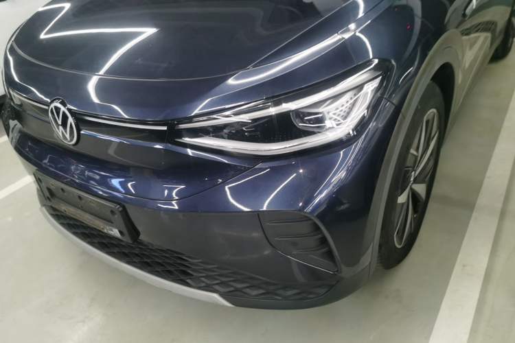 Used Volkswagen ID.4 CROZZ 2021 Long-Range Lite PRO Two-Wheel Drive Version
