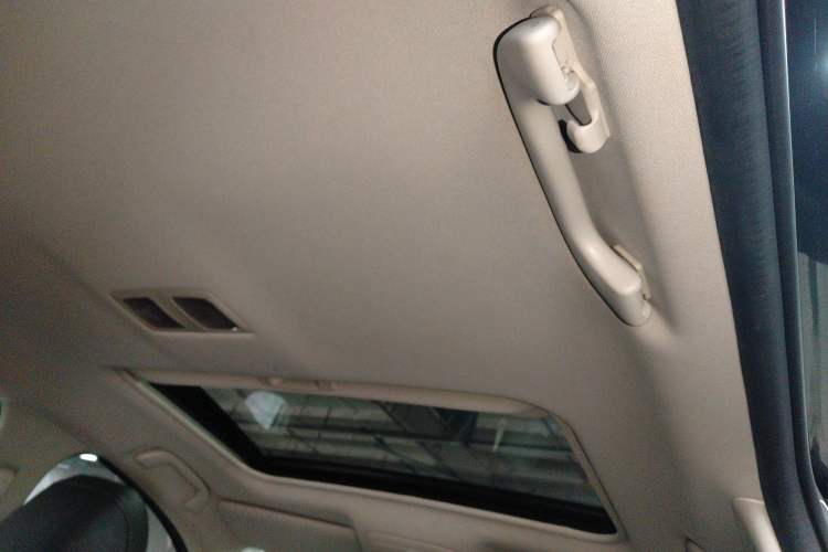 Used Mazda CX-8 2019 2.5L Two-Wheel Drive Prestige Version Headliner