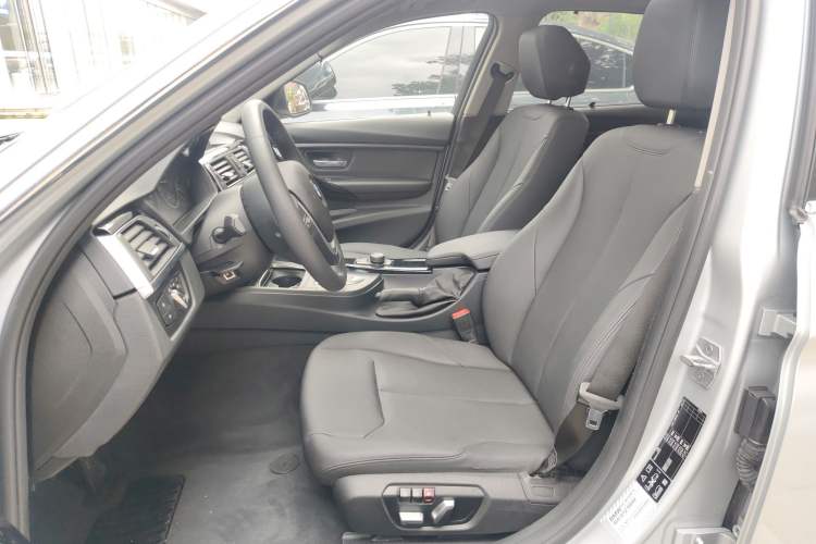 Used BMW 3 Series 2017 320Li xDrive Fashion Model