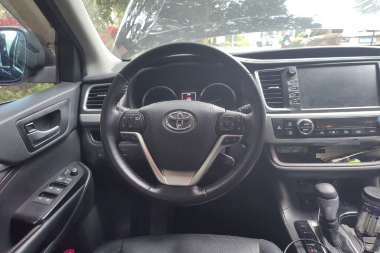 Used Toyota Highlander 2018 2.0T Four-Wheel Drive Luxury Version 7 Seats China VI Standard
