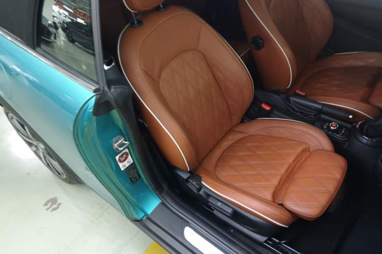 Used MINI 2017 1.5T COOPER CABRIO Freedom Edition
