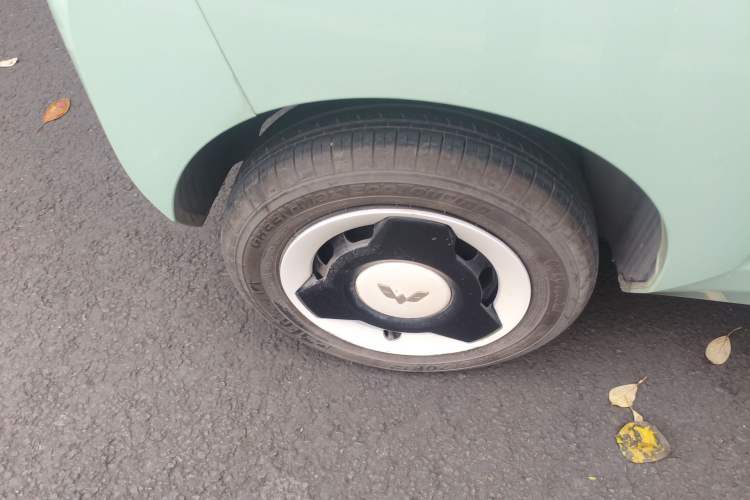 Used Wuling Hongguang MINIEV 2021 Macaron Premium Model – Lithium-NMC Exterior 5