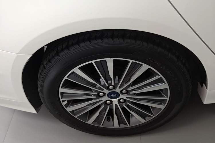 Used Ford Mondeo 2017 EcoBoost 180 Luxury Model

