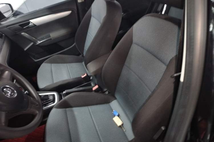 Used Volkswagen Lavida 2014 1.4 TSI DSG BlueMotion Technology Version
