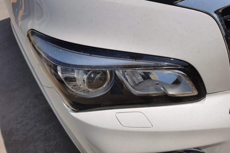 Used Infiniti QX80 2016 5.6L 4WD
