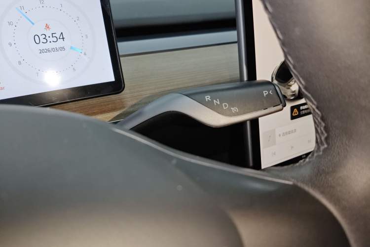 Used Tesla Model Y 2021 Standard Range Rear-Wheel Drive Version
