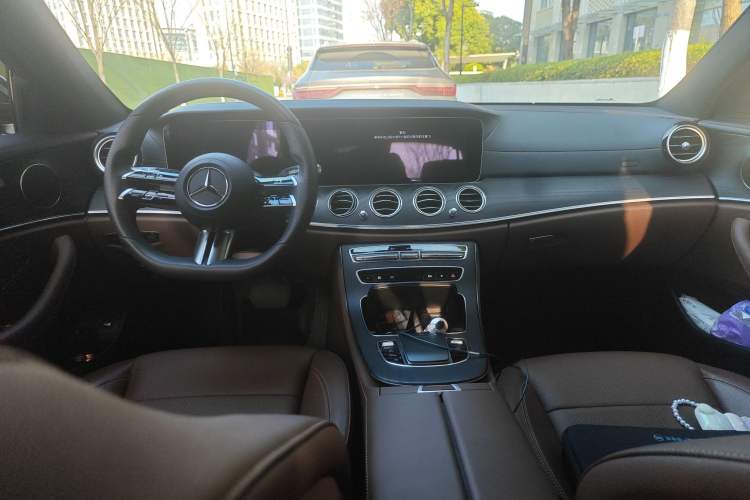 Used Mercedes-Benz E-Class 2022 Revised Version E 300 L Sporty and Stylish Edition