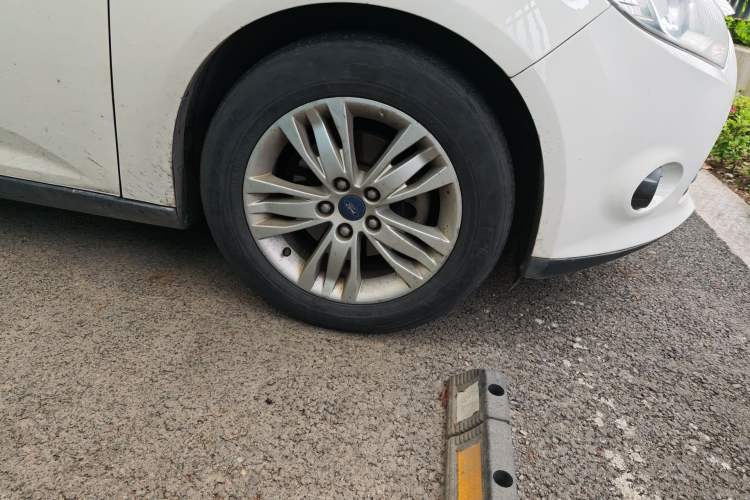 Used Ford Focus 2012 Sedan 1.6L Automatic Comfort Model