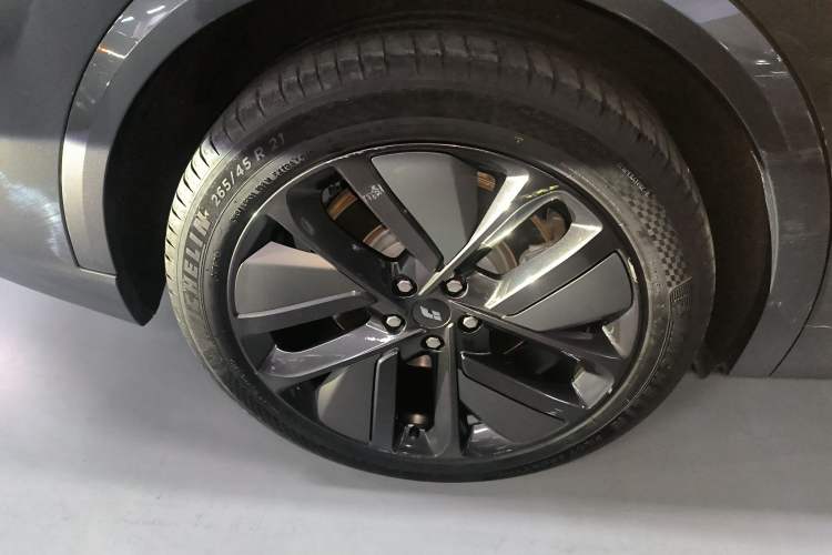 Used Li Auto L9 2022 Max model Exterior 5