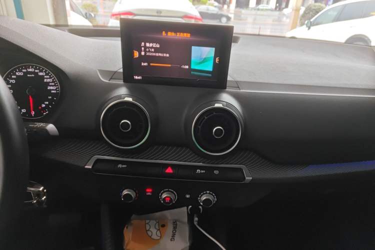 Used Audi Q2L 2018 35 TFSI Launch Exclusive Edition China VI