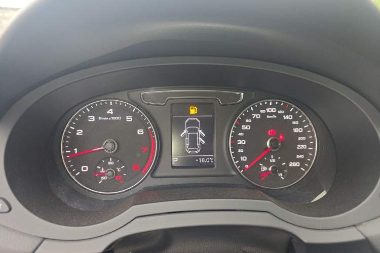 Used Audi Q3 2018 30th Anniversary Edition 30 TFSI Style Model Instrument Cluster