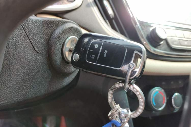 Used Chevrolet Monza 2022 320 Automatic Enjoyment Sunroof Version