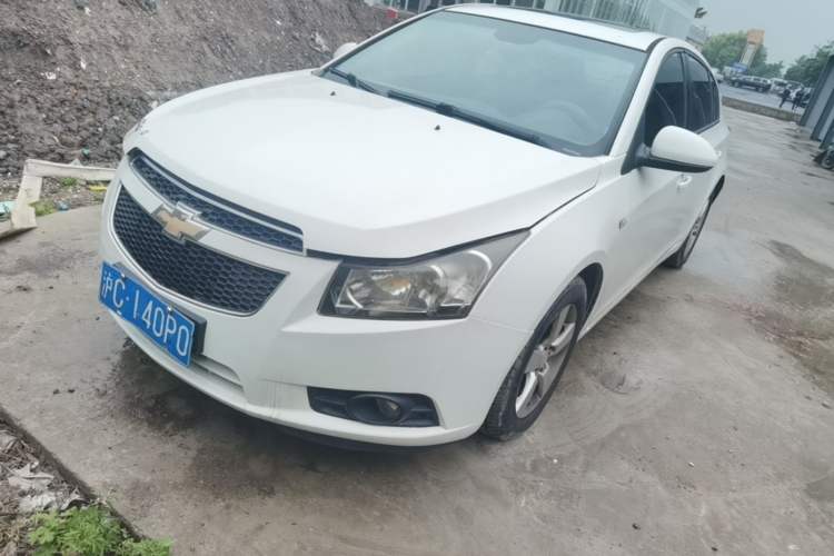 Used Chevrolet Cruze 2013 Hatchback 1.6L Manual Luxury Model