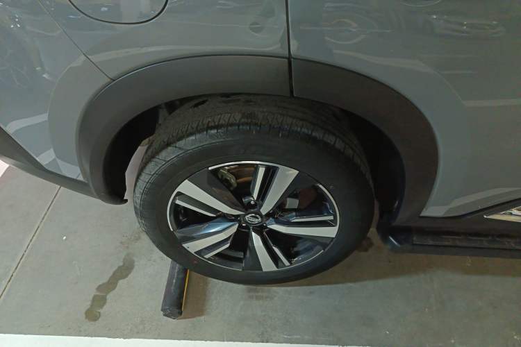 Used Nissan X-Trail 2021 VC-Turbo 300 CVT 4WD Ultimate Edition Exterior 2