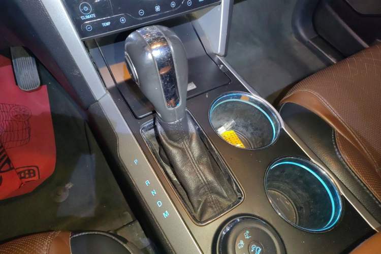 Used Ford Explorer 2013 3.5L Deluxe Model