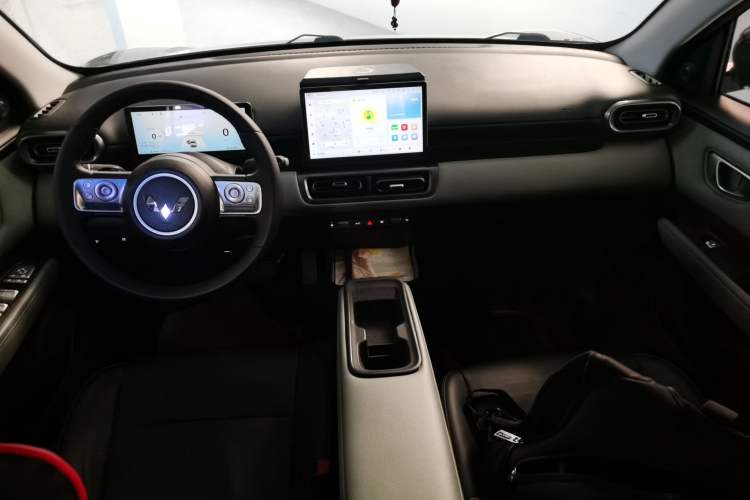 Used Wuling Bingo PLUS 2024 510 km Flagship Edition Four-Seater Version
