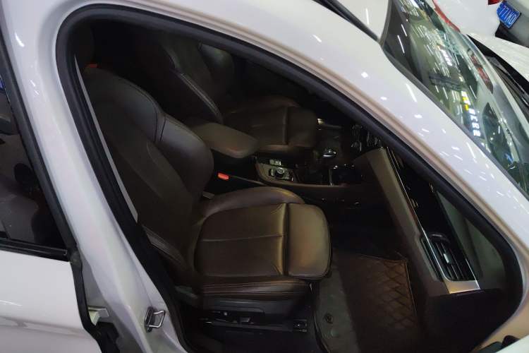 Used BMW X1 2016 sDrive18Li Luxury Model Right Front Seat