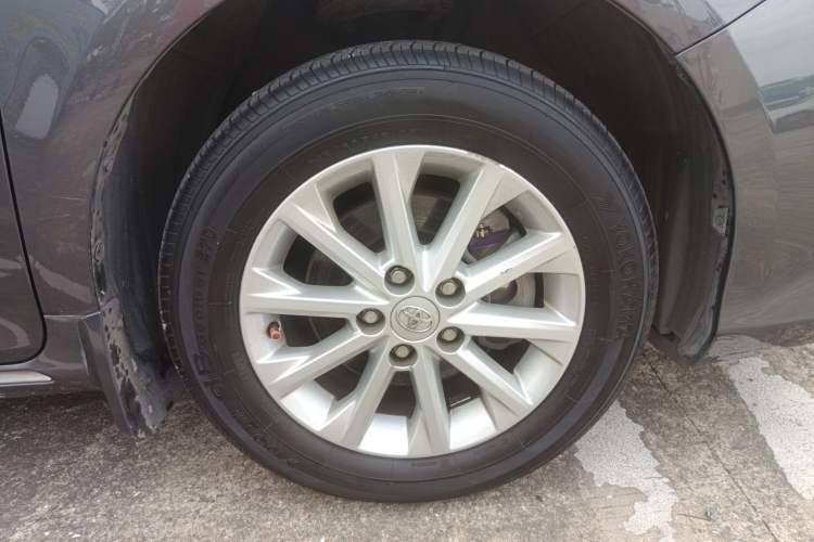 Used Toyota Camry 2012 2.5G Luxury Edition Right Front Wheel Hub