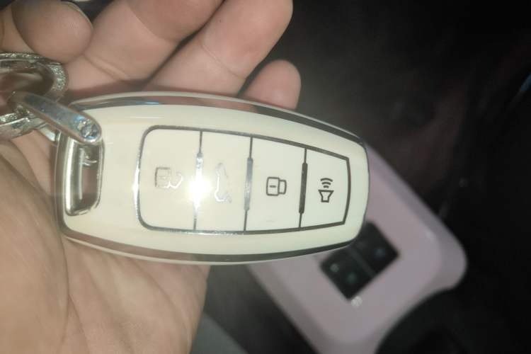 Used ORA Black Cat 2022 301km "Cute Pet" Version – Lithium Iron Phosphate
