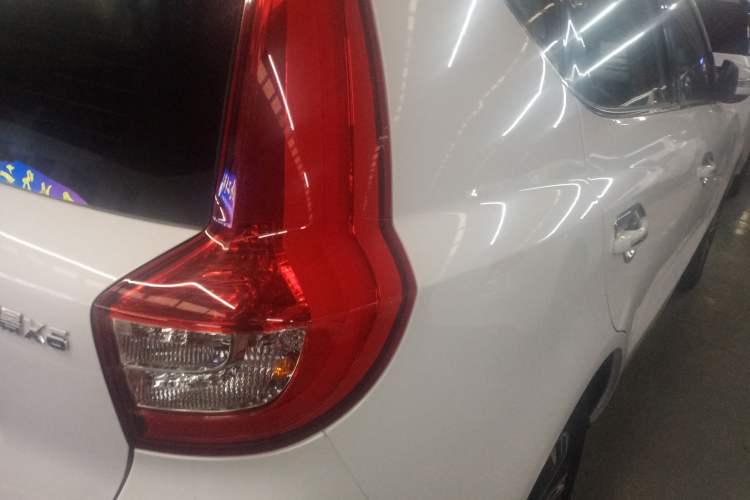 Used Geely Auto Vision X6 2016 1.8L Manual Luxury Model Right Rear Taillight