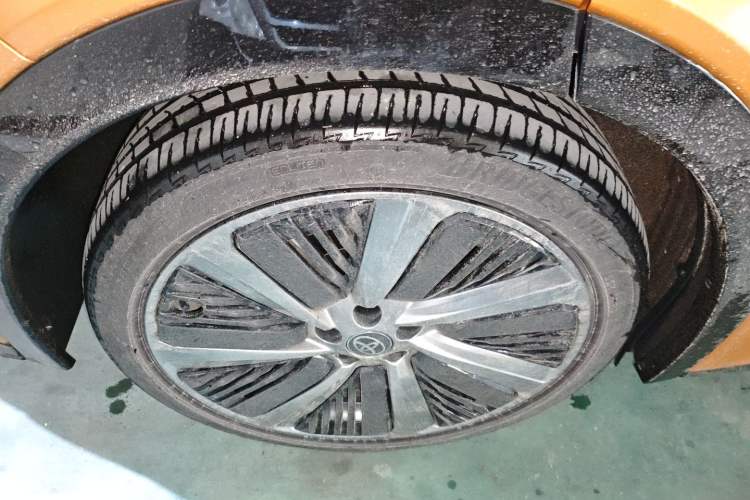 Used Toyota bZ5 2025 Model 550 PRO Smart Driving Edition Exterior 5