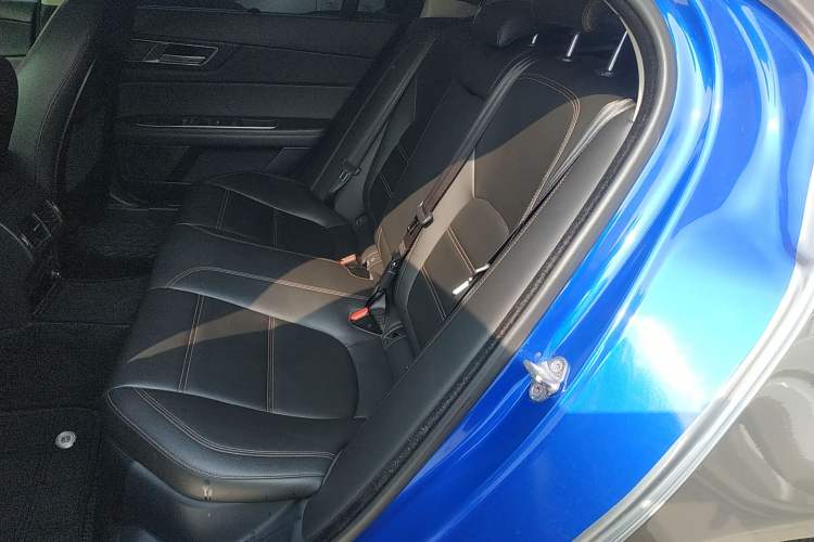 Used Jaguar XEL 2019 2.0T 200 PS Deluxe Edition
