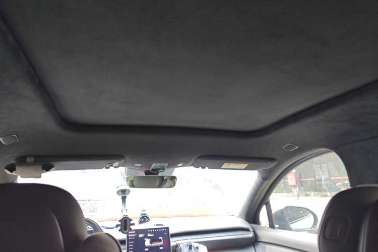 Used Nio ES6 2023 75 kWh Headliner