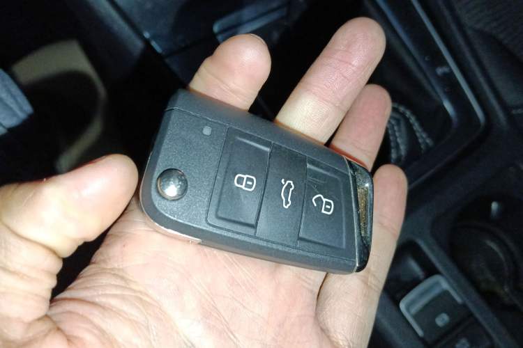 Used Volkswagen Golf 2017 230TSI Automatic Comfort Edition – Celebrating Milestone of One Million Units
