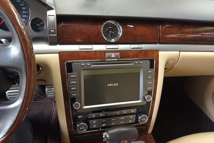 Used Volkswagen Phaeton 2012 3.0L Executive Version
